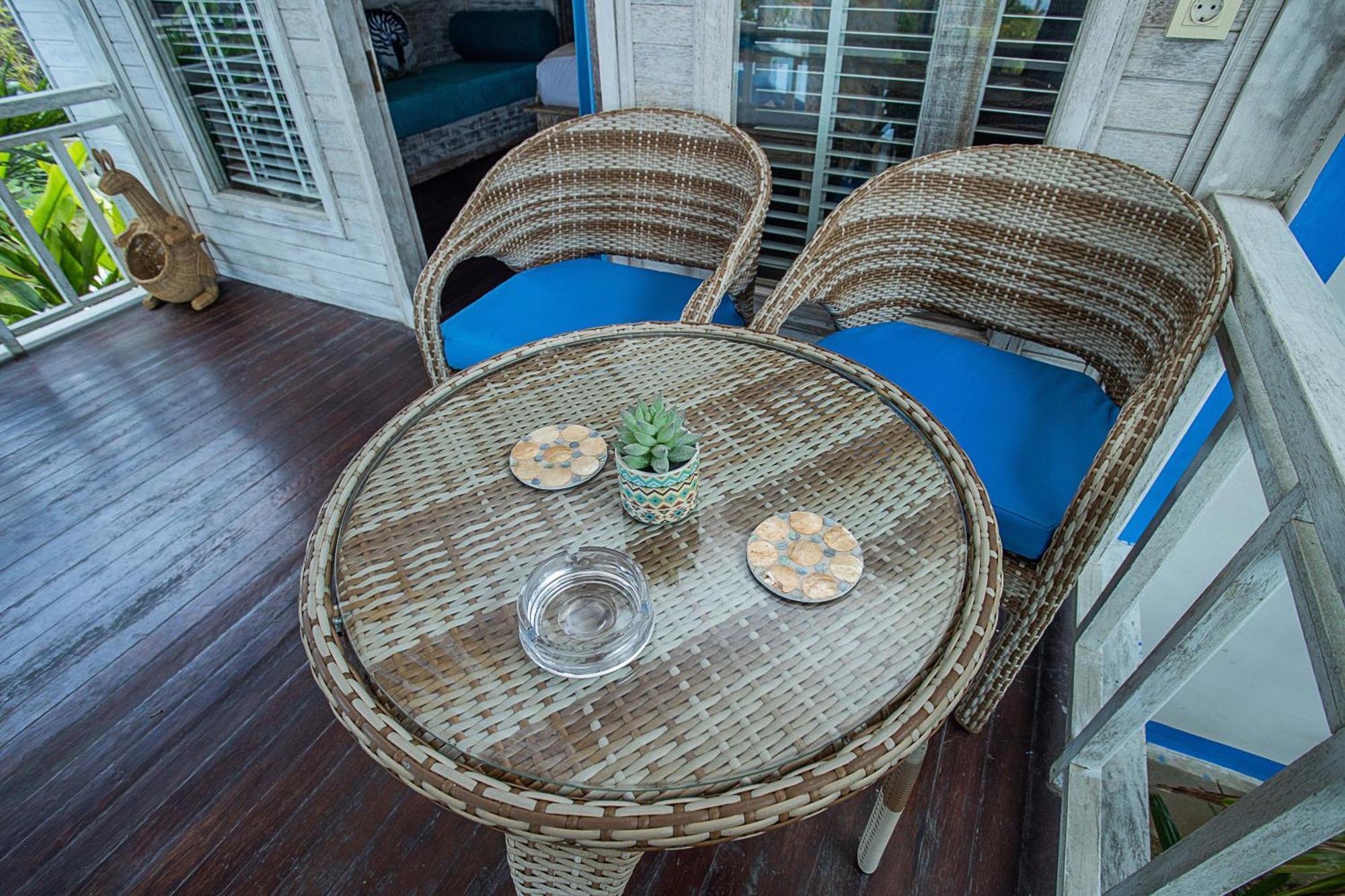 Nusa View - Oceanfront Rentals Lembongan Exterior foto
