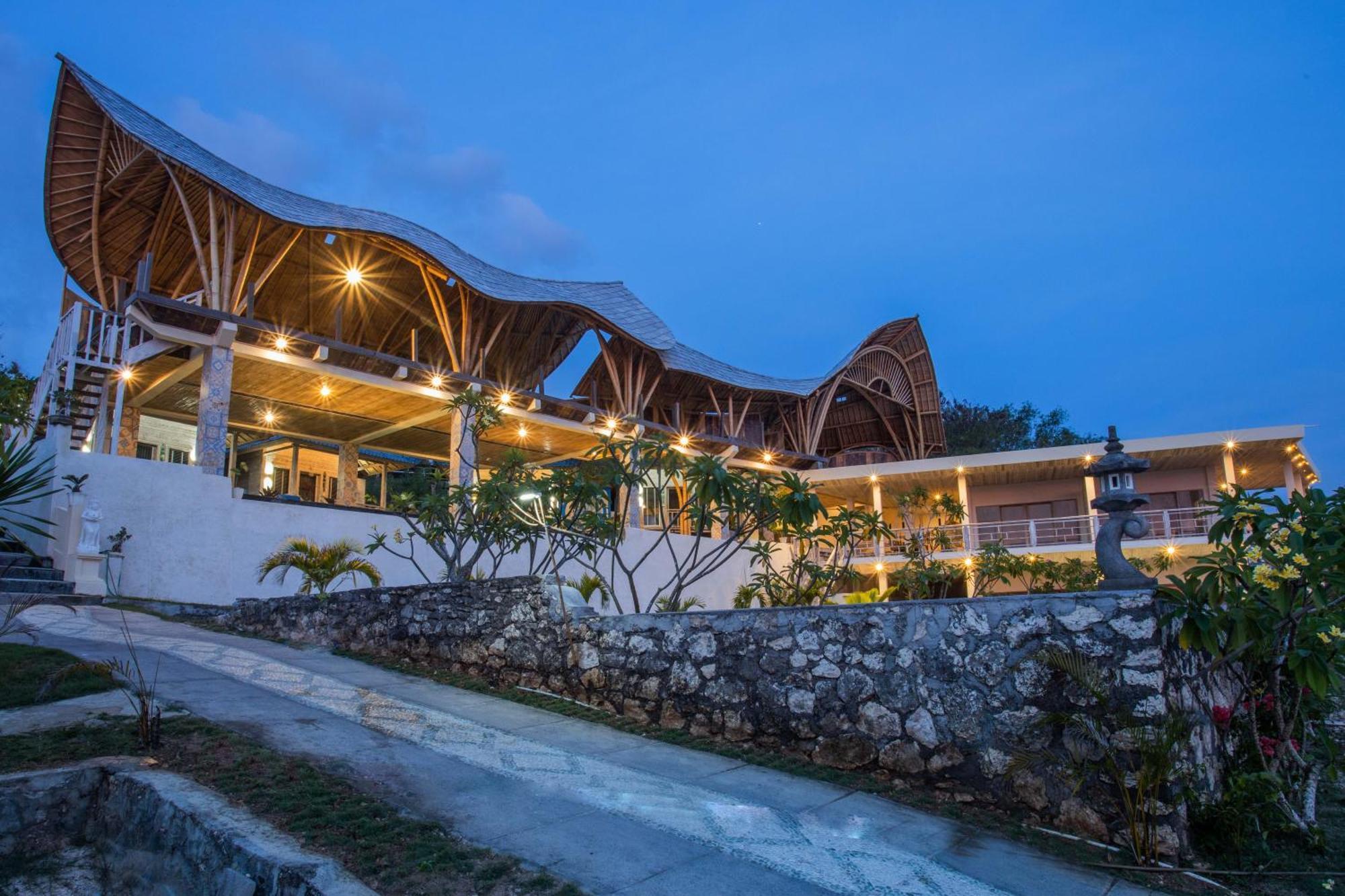 Nusa View - Oceanfront Rentals Lembongan Exterior foto
